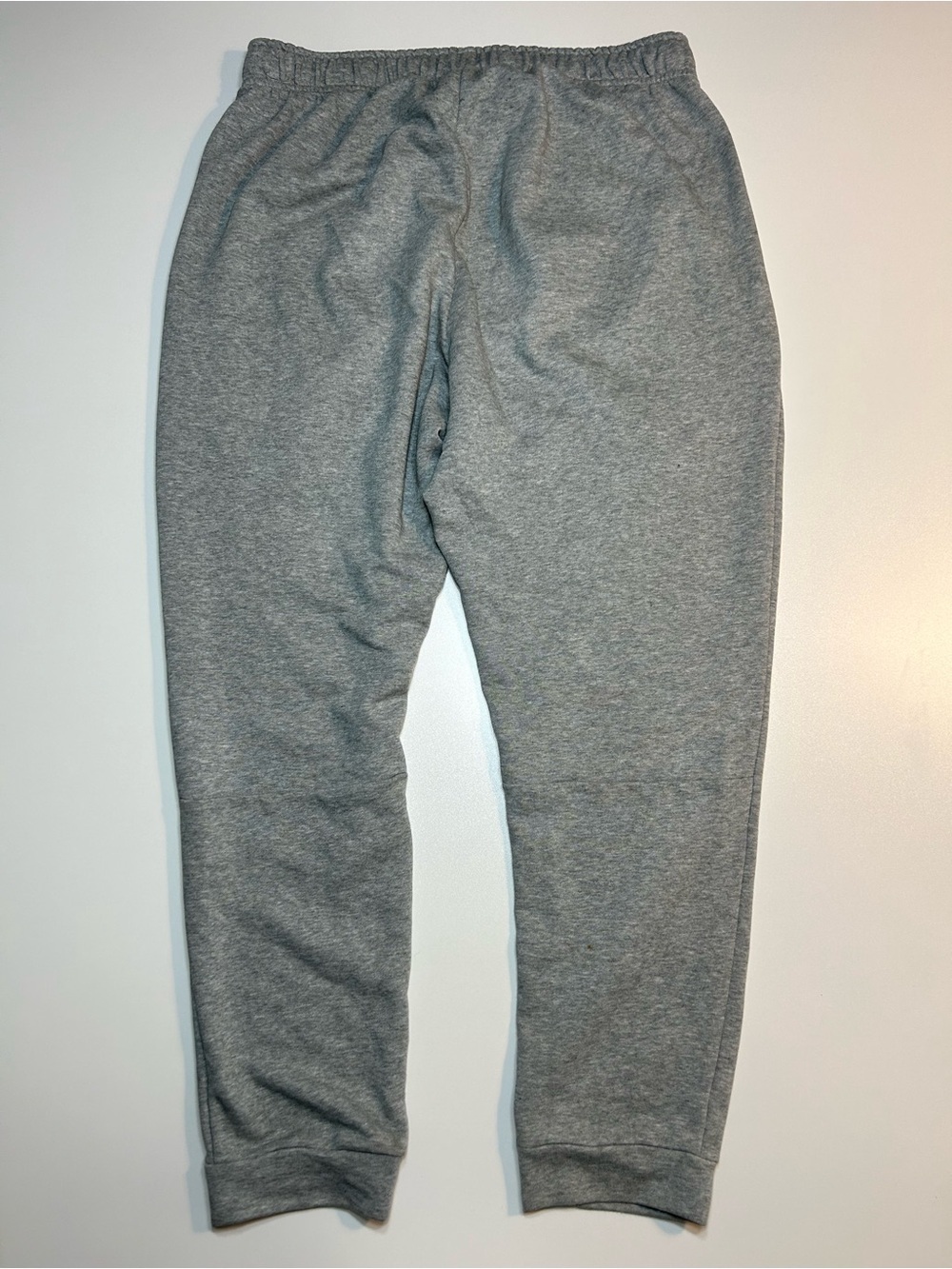 Nike Men's Gray Therma Dri-FIT Tapered Fleece Training Jogger Pants - Picture 2 of 8